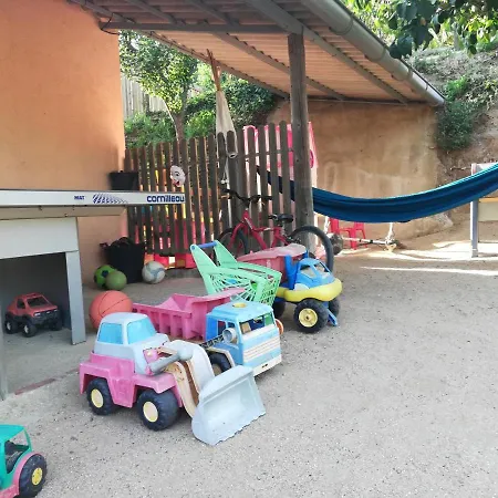 Casa rural Con Jardín, Barbacoa, Piscina En Pleno Montseny Arbúcies