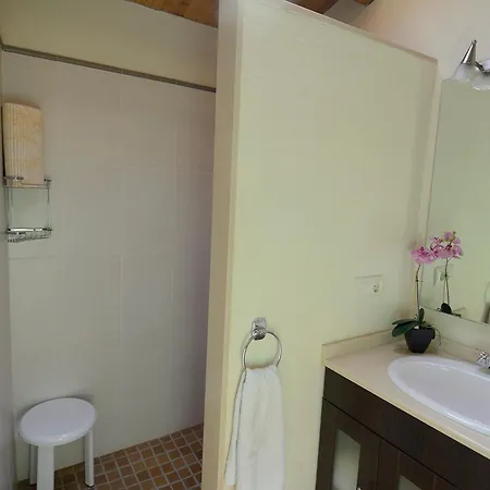Con Jardín, Barbacoa, Piscina En Pleno Montseny *