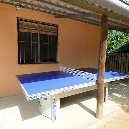 Con Jardín, Barbacoa, Piscina En Pleno Montseny Casa rural Arbúcies